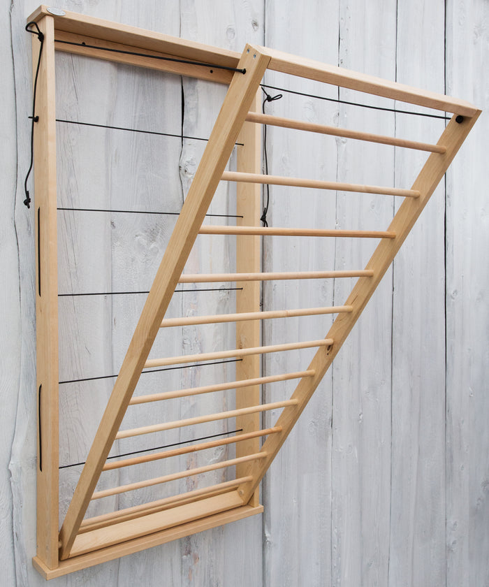 Pesuliisu wall rack ladder